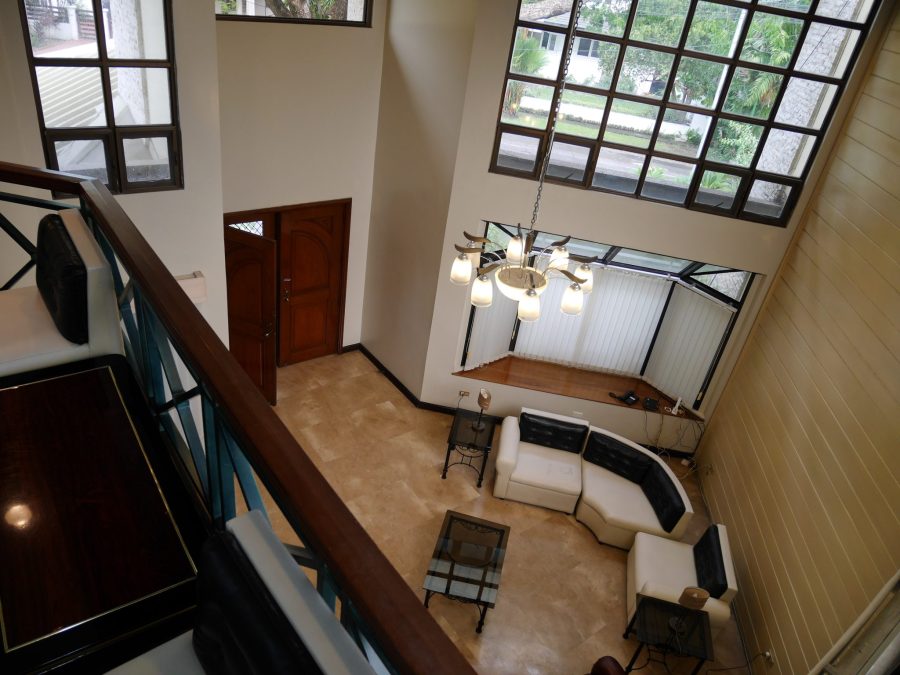For Rent: Cozy Ayala Alabang Home — 3
