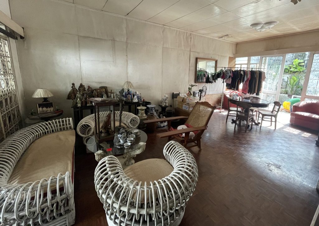 Kapitolyo Pasig House & Lot For Sale