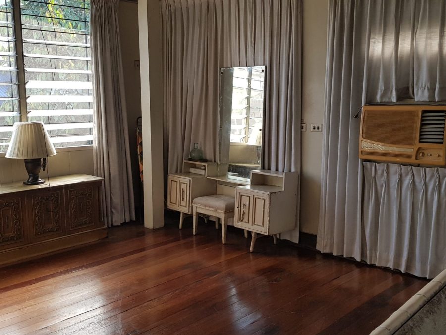 House and Lot Singalong Manila For Sale — 2