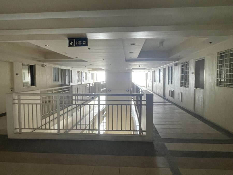 3BR Torre De Manila with Balcony & Parking — 3