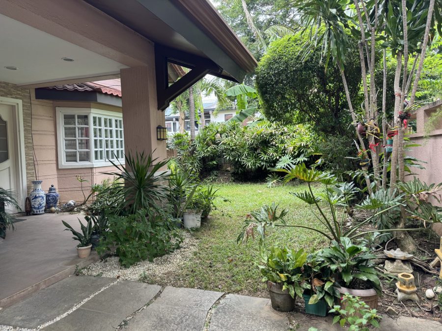 Ayala Alabang Village House For Sale — 2