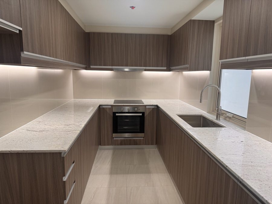 3BR Park Mckinley West For Sale — 2