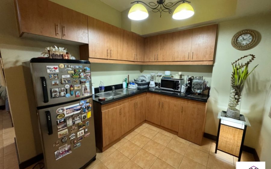 Fitted condominium kitchen